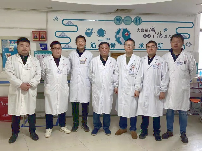新技術！萬載縣人民醫院成功為一患者實施直接前方入路人工髖關節置換術(DAA-THA)