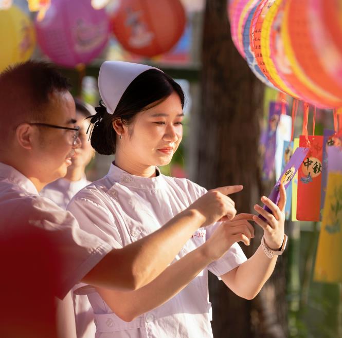 花好月圓，情暖中秋|萬載縣人民醫(yī)院舉行慶祝中秋節(jié)系列活動(dòng)